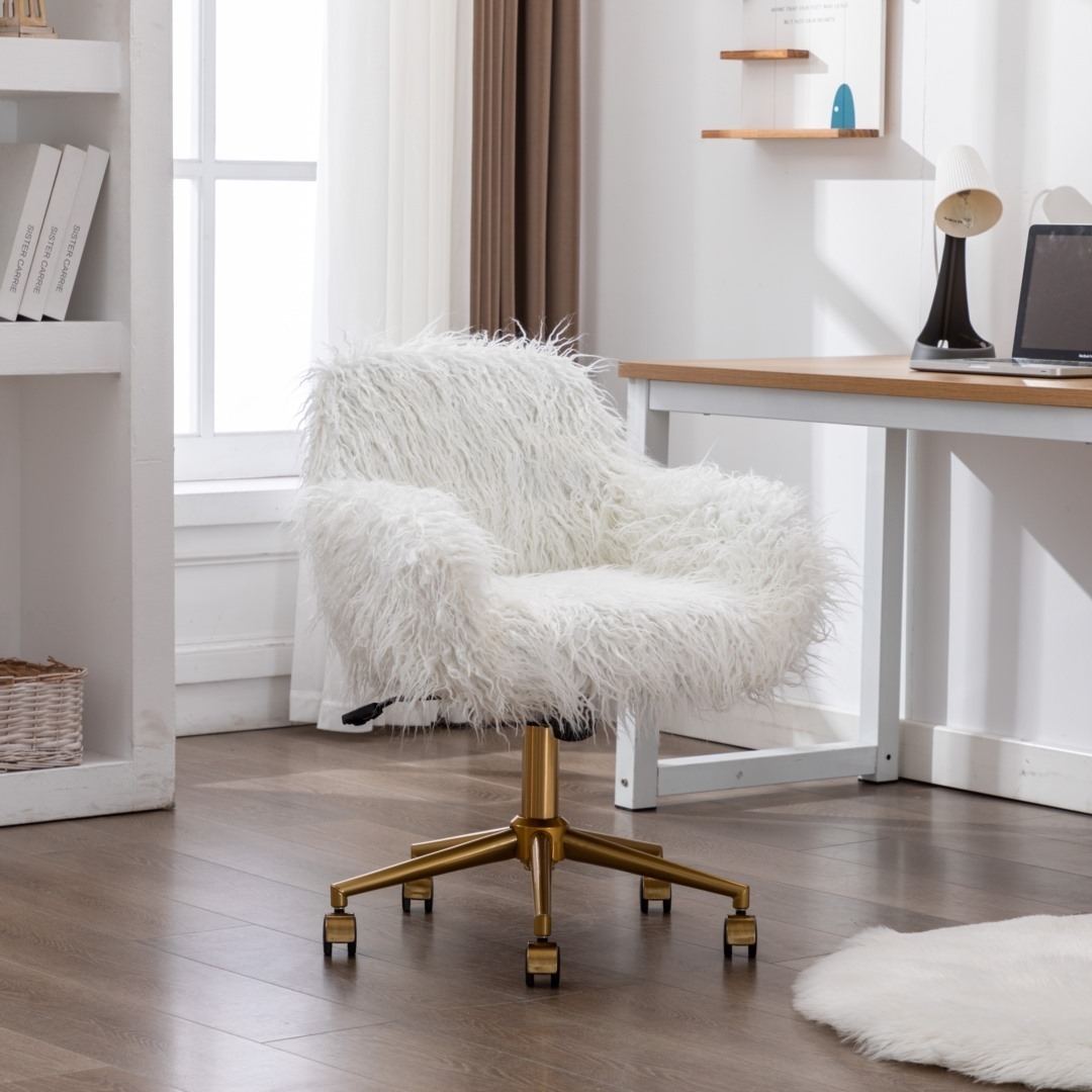 Fluffy Office Chair Faux Fur Modern Swivel Desk Chair for Women And Girls