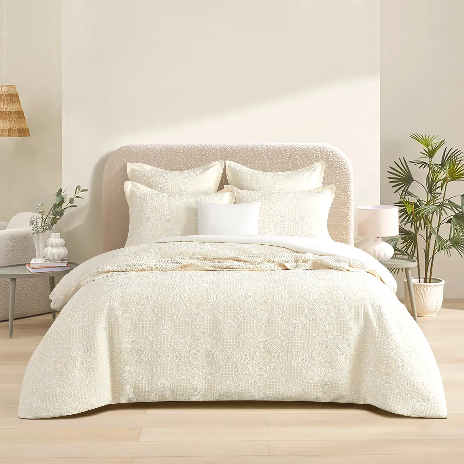 Dakota Jacquard Quilt Cover Set by Renee Taylor Beige