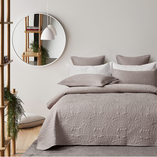 Lisbon Quilted 3 Pieces Embossed Coverlet Set