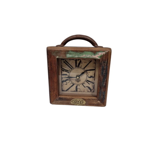 Small Recycle Square Table Clock